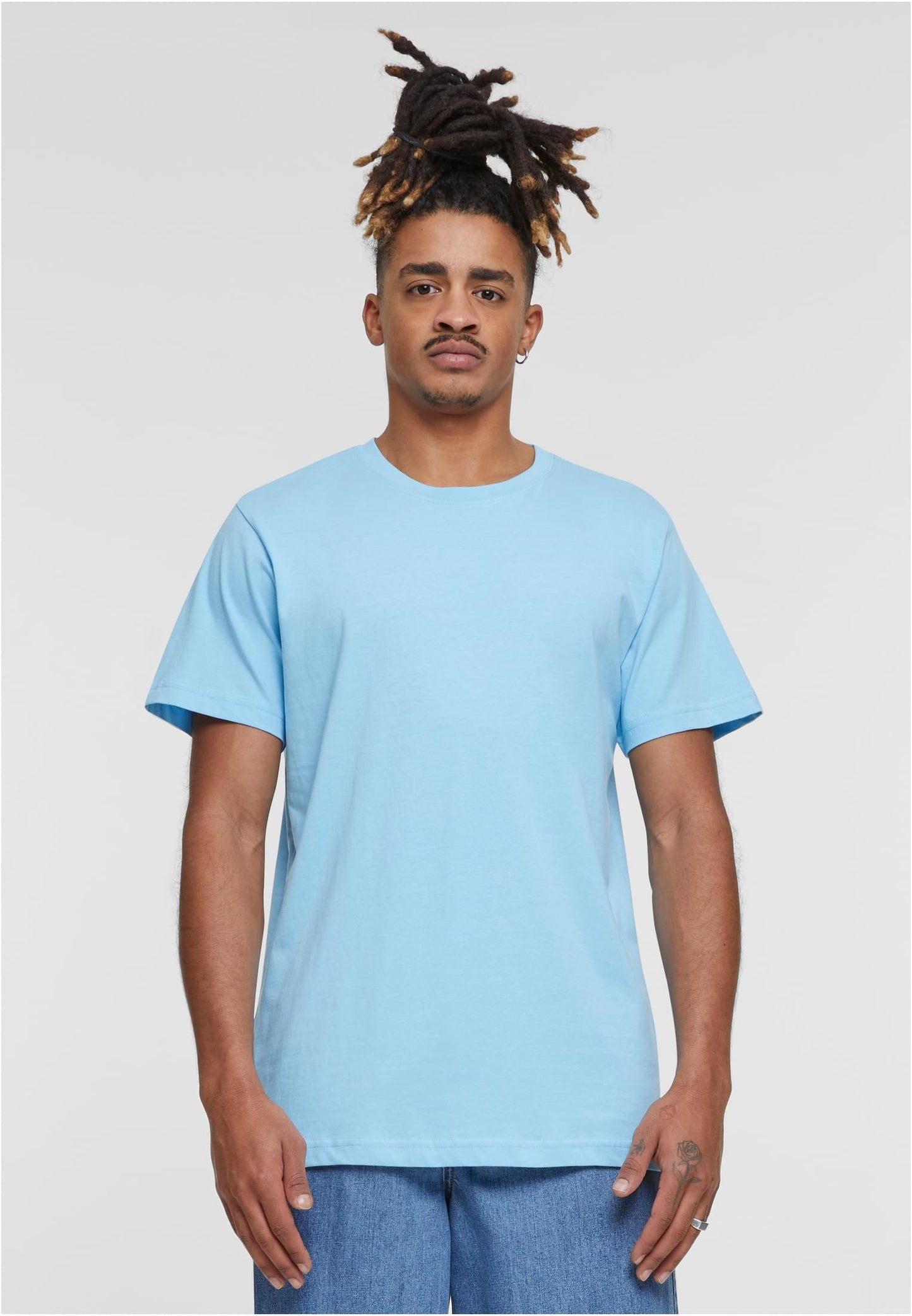 T-Shirt Round Neck - BYB - Distanze Concept