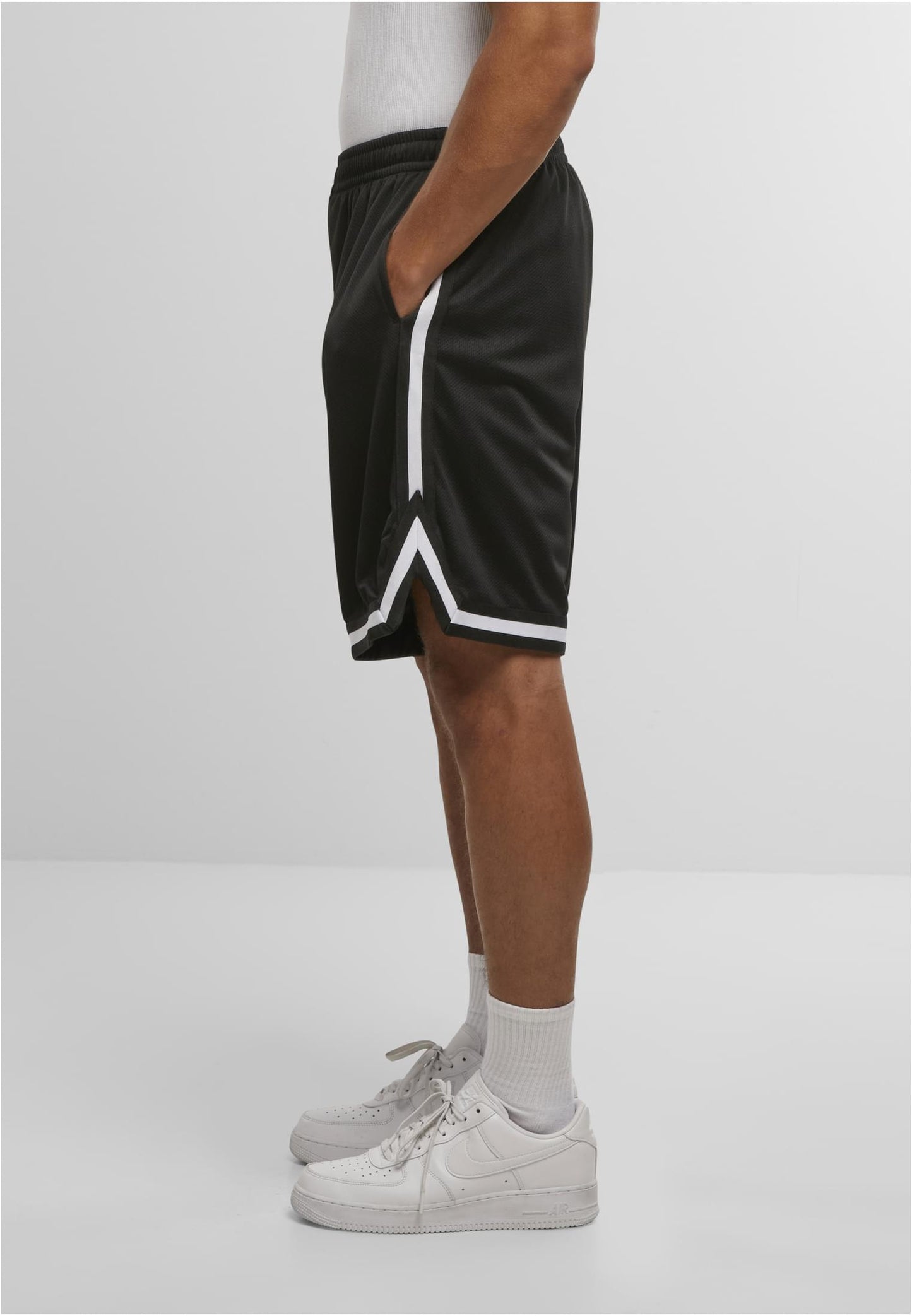 Two-tone Mesh Shorts - BYB - Distanze Concept