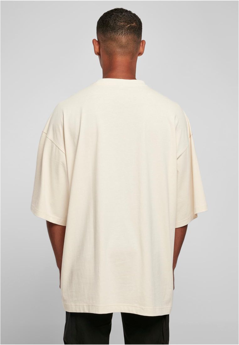 Huge Tee - BYB - Distanze Concept