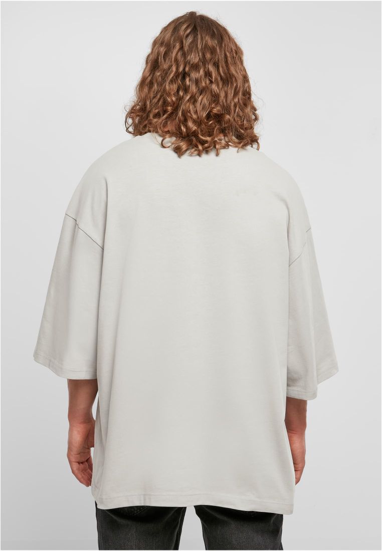 Huge Tee - BYB - Distanze Concept