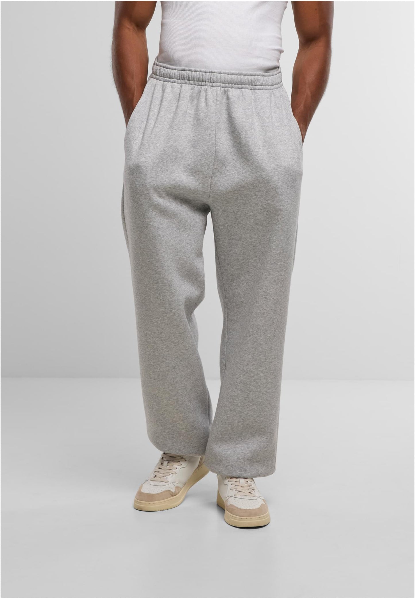 Fluffy Sweatpants - BYB - Distanze Concept