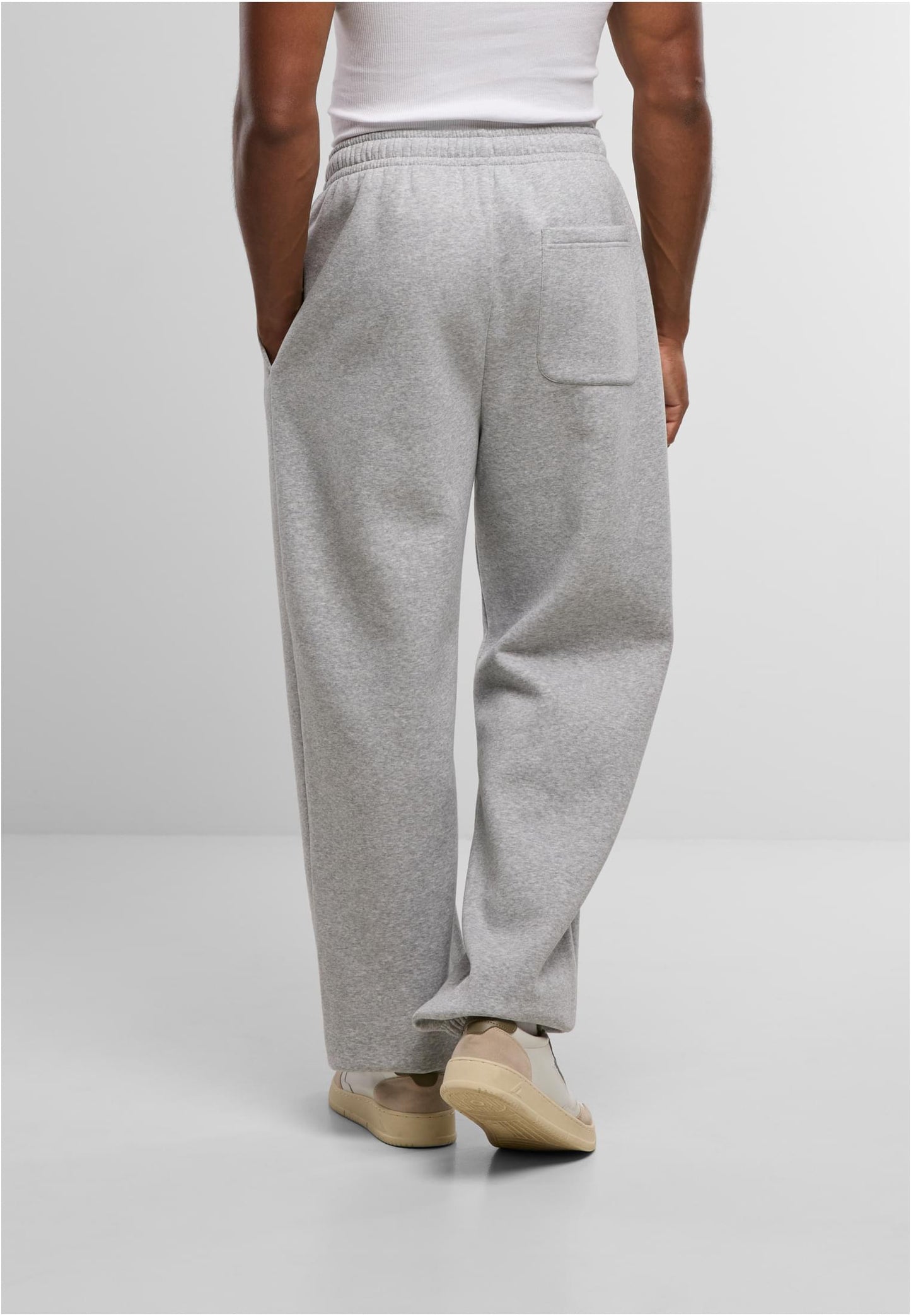 Fluffy Sweatpants - BYB - Distanze Concept