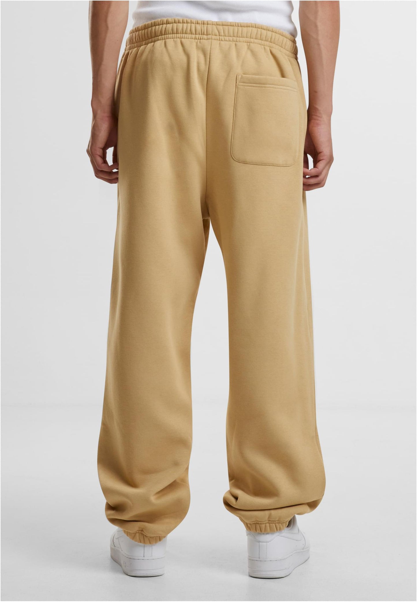 Fluffy Sweatpants - BYB - Distanze Concept