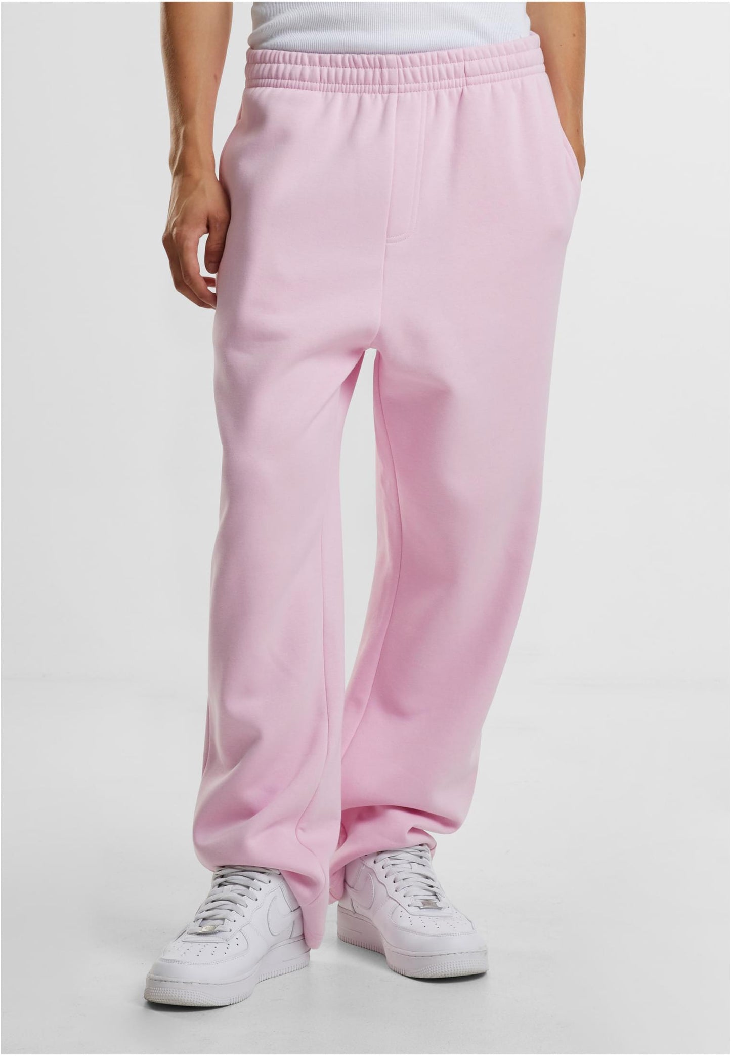 Fluffy Trackpants - BYB - Distanze Concept