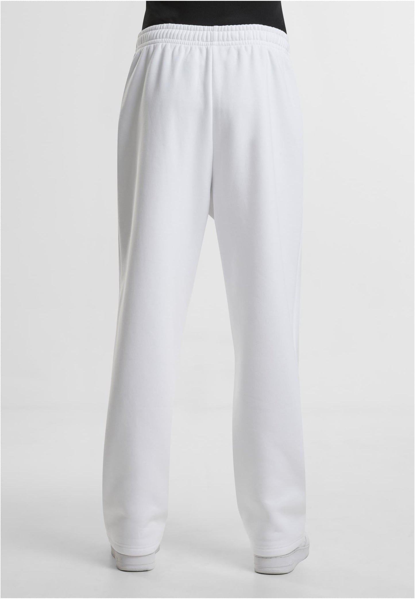 Fluffy Trackpants - BYB - Distanze Concept
