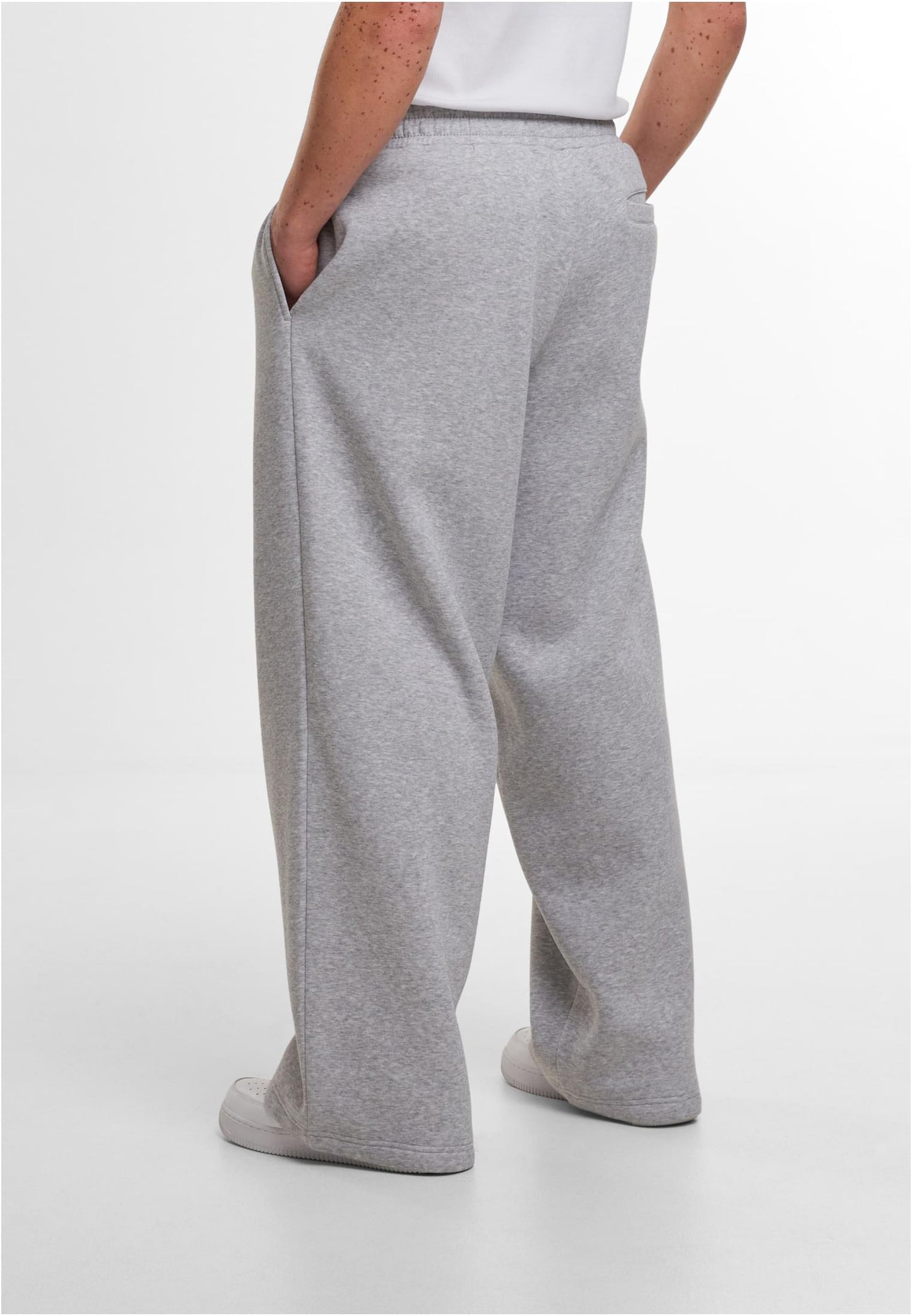 Wideleg Sweatpants - BYB - Distanze Concept